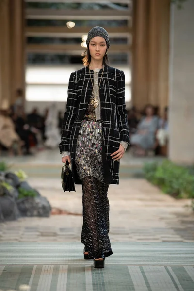Look 59